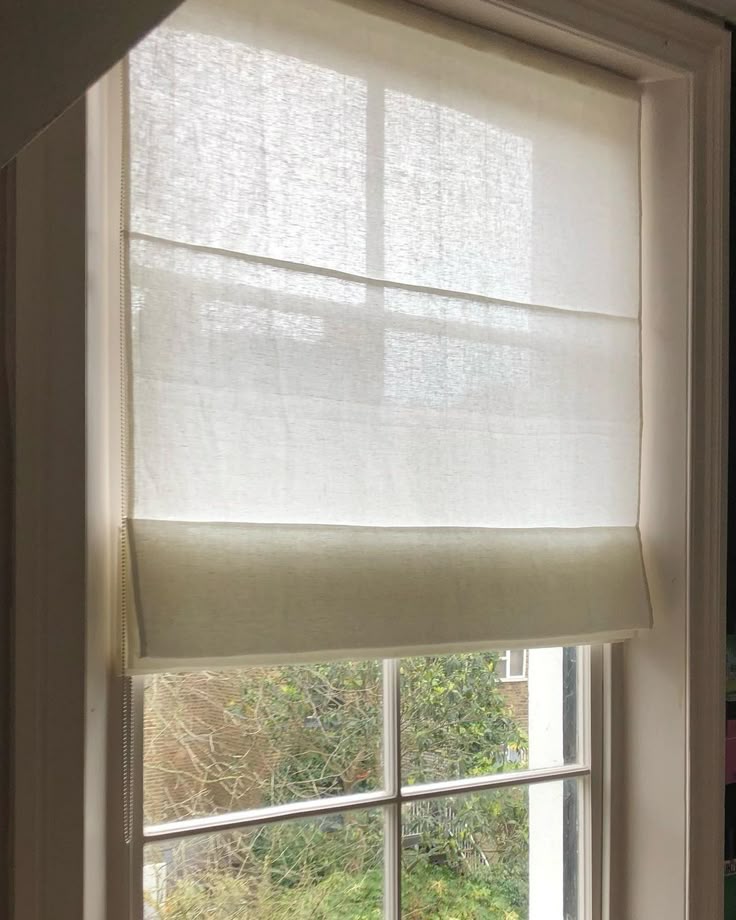 Sheer Roman Blinds