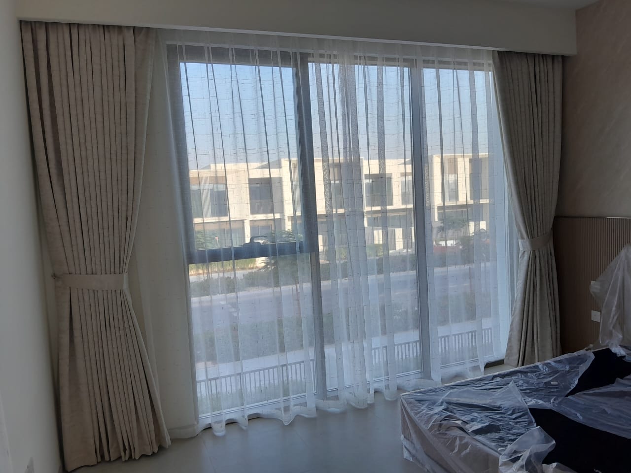 Sheer & Blackout Curtains